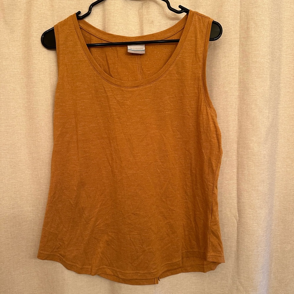 Columbia woman’s tank top